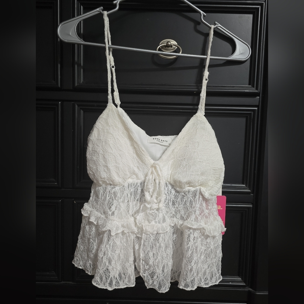 Elegant White Lace Chemise